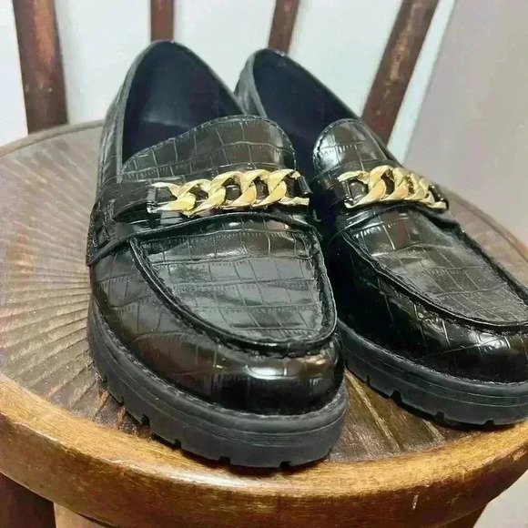 Old navy chunky heel faux leather loafer size 9 - Picture 4 of 6